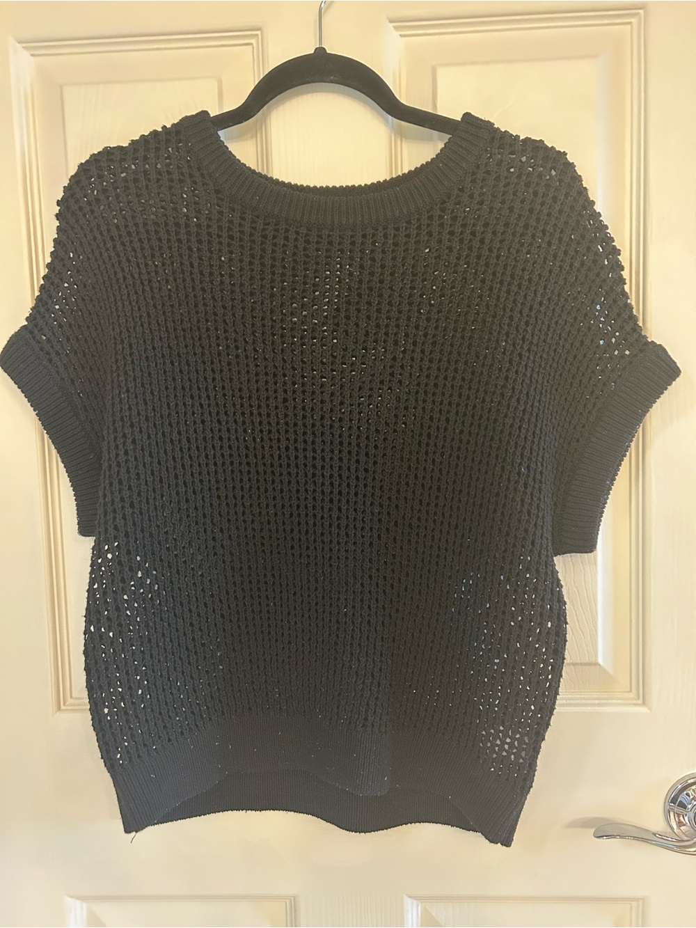 Express Black Open-Knit Short Sleeve Sweater (Bin A2-058)
